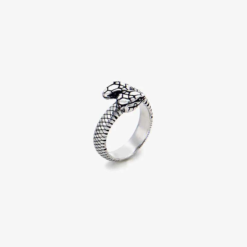 Personalized Snake Fashion Ring with Unique Wrapping