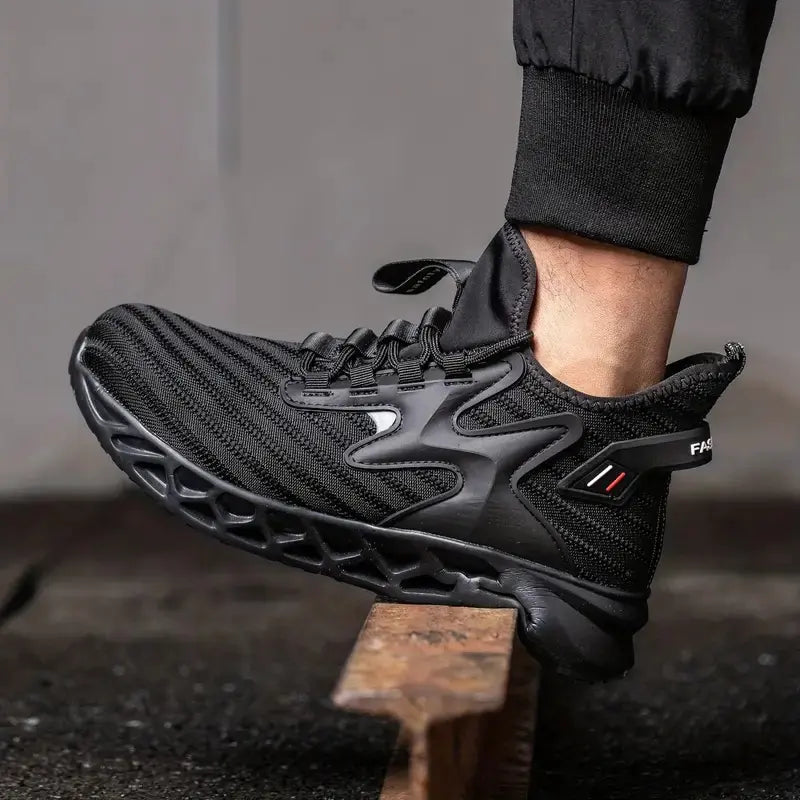 Men's Lightweight Breathable Safety Shoes for Construction